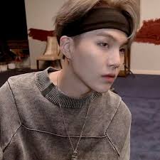 Juna Lee (junalee666)