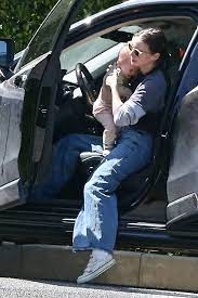 Kate mara is originally born as late rooney mara on the. Rooney Mara Arrives At Her Sister Kate S House With Her Baby Son River In Los Angeles 080421 1