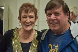 IN PICTURES: Green Shoots Choir's first performance a taste of what's to  come at Narrogin Hay Bales Concert