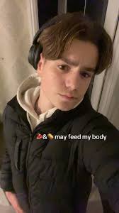 Alex🐊 (@alex.clarke2010)'s videos with Feeds My Soul