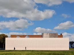 OMA revive panadería y almacén como Detroit Lantern Arts Center