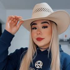 Puros pelones, cabrones, por eso los respeto pinche bola de grifos 🔥  @sickjacken @cynic_ss @tiro_loko_ y todo el bandón agarrando cotorreo en  #ElClanRecords despues de la tocadha del domingo en el @nandas78bar