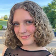 Olivia Caudill's Instagram, Twitter & Facebook