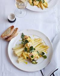 Spargel Mit Cremigem Brunnenkresse Hackerle Rezept Brunnenkresse Lecker Kochen Spargelgerichte