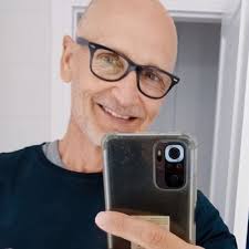 Luis Piñero (@Lipso37)