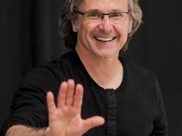 Marc Roger (Autor): alle Bücher + Steckbrief bei Penguin