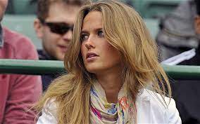 Sullivan andy murray discussing her girlfriend in an interview youtube. Wimbledon 2012 Kim Sears Andy Murray S Pet Painting Girlfriend