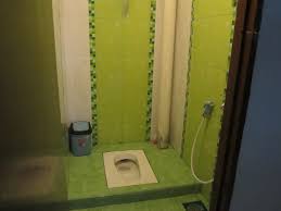 ✔ design moden yang sesuai untuk tandas duduk model lama atau baru. Gambar Bilik Air Rumah Kampung Desainrumahid Com