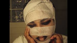 diy mummy costume and makeup tutorial