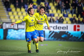 Wij hadden het genoegen om haar bij elke wedstrijd in de eerste divisie te zien, hetzij op beerschot, hetzij op verplaatsing. Po2 Stvv Beerschot Wilrijk 2 2 Stvv