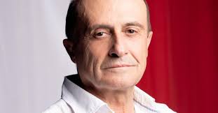 Pepe Viyuela: "Todos tenemos en la cabeza la idea de Picasso, ninguno sabe  acerca de su vida ni de su carácter"