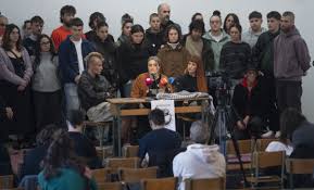 Euskal Herriko 162 musika taldek utzi egin dute Spotify, Musikariak  Palestinarekin egitasmoarekin bat eginda - Muguruza FM