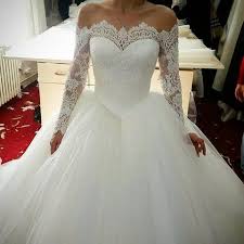 Elegant Off The Shoulder Wedding Dresses Ball Gowns Long Sleeves In 2020 Ball Gown Wedding Dress Wedding Dresses Wedding Dresses Lace