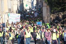 Gilets jaunes, acte 15 : Interpelle Lors De Trois Rassemblements Un Gilet Jaune Condamne A Caen Liberte Caen