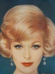 Sara Thom October Vogue 1962 1960 Hairstyles Vintage Hairstyles Hair Styles