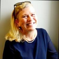 Petra Stark's Instagram, Twitter & Facebook