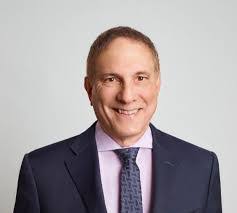 Thomas Gutt's Instagram, Twitter & Facebook