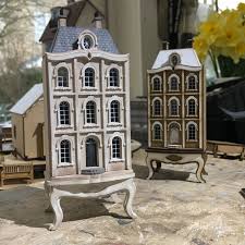 La Maison De Ville Micro 1 144 Scale Dolls House In 2020 Doll House Gazebo Outdoor