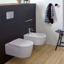 Pack wc suspendu combipack o novo sans bride avec frein de chute déclipsable directflush réf. Villeroy Boch Avento Wall Mounted Washdown Toilet Directflush With Toilet Seat Combi Pack White With Ceramicplus 5656hrr1 Reuter