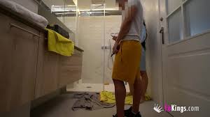 Brunette hottie gets a hot shower and shaves her pussy for her plumber -  XNXX.COM