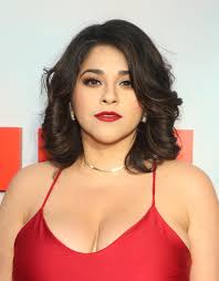 Undercover Holiday Summary, Latest News, Trailer, Cast, Where to Watch and  More