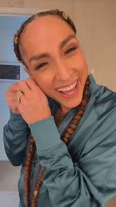 Self-love is NOT selfish., Before we show up for others, we have to show up  for ourselves. If the convo in your head isn’t strong, kind, and  empowering, how can you expect to support the people in ...