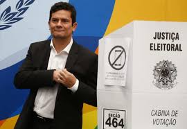 Последние твиты от sergio moro (@sf_moro). Sergio Moro E Aplaudido Apos Votar Em Curitiba