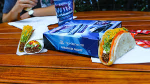 Nacho cheese shell back for cheesy gordita crunch, when did this happen?! Taco Bell Doritos Cheesy Gordita Crunch Avoiding Blowout