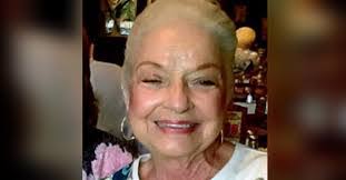 Janis Hoover's Instagram, Twitter & Facebook