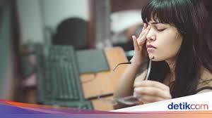 Kedutan di kelopak mata kiri atas ini bisa dikatakan sebuah pertanda baik. 9 Penyebab Kedutan Mata Kiri Atas Dari Sisi Medis
