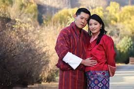 Jetsun pema, 7 июля 1940 • 80 лет. Konig Jigme Konigin Jetsun Ihr Zweites Baby Ist Da Gala De