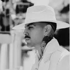 Scopri con Shazam la musica, le classifiche e i testi delle canzoni