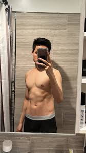 Kevin Leonardo on X: Shower w me t.copFosHIHkcX  X