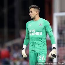 Karl darlow (born 8 october 1990) is an english professional footballer who plays as a goalkeeper for premier league club newcastle united. Karl Darlow Karldarlow Twitter