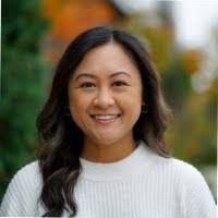 Hilary Ramos's Instagram, Twitter & Facebook