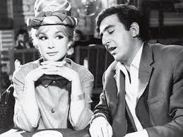 Σήμερα, οι δημοσκοπήσεις δείχνουν ντέρμπι και η πιθανότητα του κωνσταντίνου ζέρβα να είναι στον δεύτερο γύρο είναι πολύ μεγάλη. Giwrgos Kwnstantinoy Apokalypse Pws Gyristhke H Perifhmh Skhnh Me To Profiterol Sto Xtypokardia Sto 8ranio