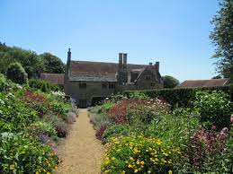 Herbaceous Border And House Mottistone Gardens Nt Isle Of Wight Manor Garden Isle Of Wight Herbaceous Border