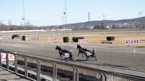 Bestill selvbetjent innlosjering i bjerke travbane, oslo på nettet. Oslo Grand Prix Bjerke Travbane Oslo Grand Prix Bjerke Travbane Nrk Radio