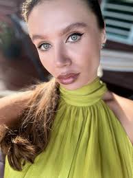 Daria Cooper (@mimishereen) • Threads, Say more