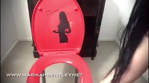 Mistress Marikah Bentley in UN BEL REGALO DI NATALE - XNXX.COM