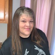 My beautiful mika moo passed away about a month ago 😢... in the first  picture, we had just found out she had a few hours till we needed to put  her down.