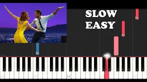 Mia & sebastian's theme is a song from the soundtrack to the 2016 movie la la land (starring ryan gosling and emma stone). La La Land Mia Sebastian S Theme Slow Easy Piano Tutorial Youtube