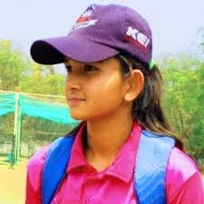 Shweta Mane's Instagram, Twitter & Facebook