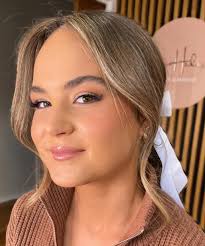 Kristie Hedington Hair/Makeup (@kristiehedington_hmua) • Instagram फोटोहरू  र भिडियोहरू