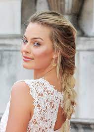 Margot's popularity in australia rises but it was far from her glamorous style in hollywood. Margot Robbie S Hair Trick For Adding Volume Beauty Crew