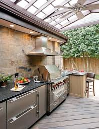 Sommer Kuche Uberdachte Terrasse Grill Abzugshaube Esstheke Outdoor Kuche Design Fur Aussenkuche Kuchenplanung