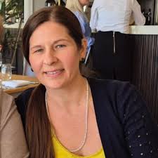 L'Oreal Paris Dream Lengths More Than Shampoo, For Long Damaged Hair, More  Detangled Hair and Fortified Lengths, 200ml 225 gram : Amazon.ca: Beauty &  Personal Care