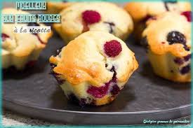 Petits Moelleux Aux Fruits Rouges A La Ricotta Recette Ricotta Moelleux Gateau Fruits Rouges