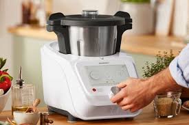 De igual forma, como mencionamos anteriormente es posible que el producto incluya un manual de recetas que podemos utilizar para explotar toda nuestra creatividad en la cocina. Monsieur Cuisine Connect El Robot De Cocina Del Lidl Vuelve A Estar A La Venta Tecnologia