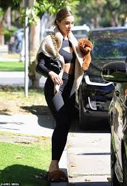 The result is 18 of the best yoga pants on the market in 2021. Olivia Culpo Shows Off Her Abs In A Black Sports Bra After Enjoying Training With Her Boyfriend London News Time
